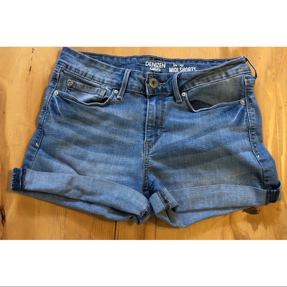 Levi's Denizen shorts size 29